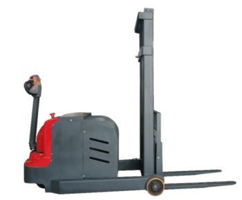 Штабелер самоходный 1,0 т 3,0 м TOR CDD-RM с раздвижными вилами и противовесом, сопровождаемый