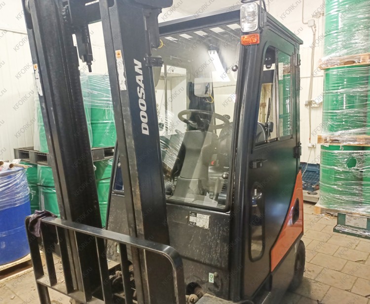 Кабина металлическая (жесткая) для погрузчика Doosan 1,5-2т 5 серия