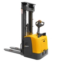 Штабелер электрический самоходный SMARTLIFT CDDK15-III 1,5т 5,6м 24В/240Ач