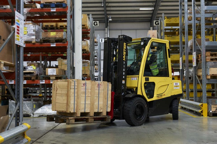 Дизельный вилочный погрузчик Hyster H2.5FT 2,5 тонны