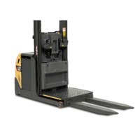 Низкоуровневый подборщик заказов CAT NOL10P без подъемного стола LiftComfort