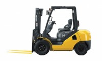 Вилочный газовый погрузчик Komatsu FG30T-17