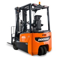Вилочный электропогрузчик Doosan B15T-7