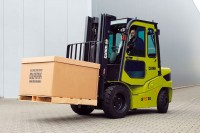 Вилочный дизельный автопогрузчик Clark GTS20D 2 т