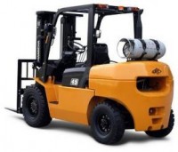 Вилочный автопогрузчик газ/бензин Hangcha CPQD50N-RW17 5 тонн