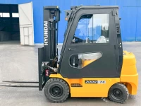 Вилочный дизельный автопогрузчик Hyundai 20DA-7E 2 тонны